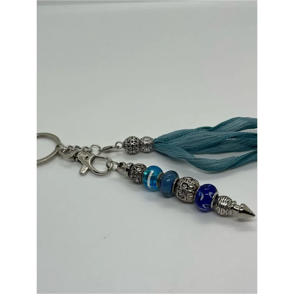 Hand-Crafted Blue Silver Silk Tassel Beaded Purse Charm Keychain NWT